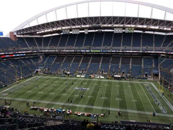 Lumen Field, section: 307, row: u, seat: 14