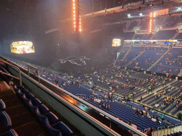 Coliseo De Puerto Rico, section: L217, row: c, seat: 9