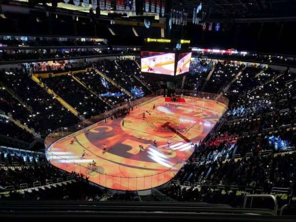Centre Vidéotron, section: 207, row: f, seat: 3