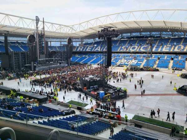 Estadio de Anoeta, section: A12, row: 4, seat: 184