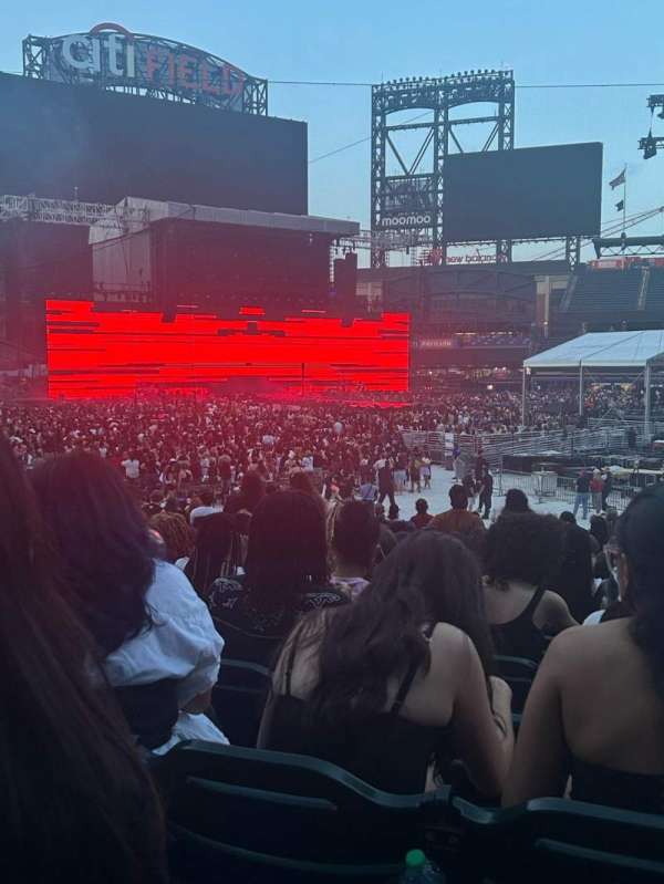 Citi Field, section: 123, row: 22, seat: 7