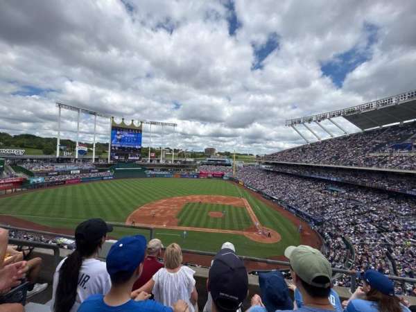Kauffman Stadium, section: 413, row: C, seat: 3