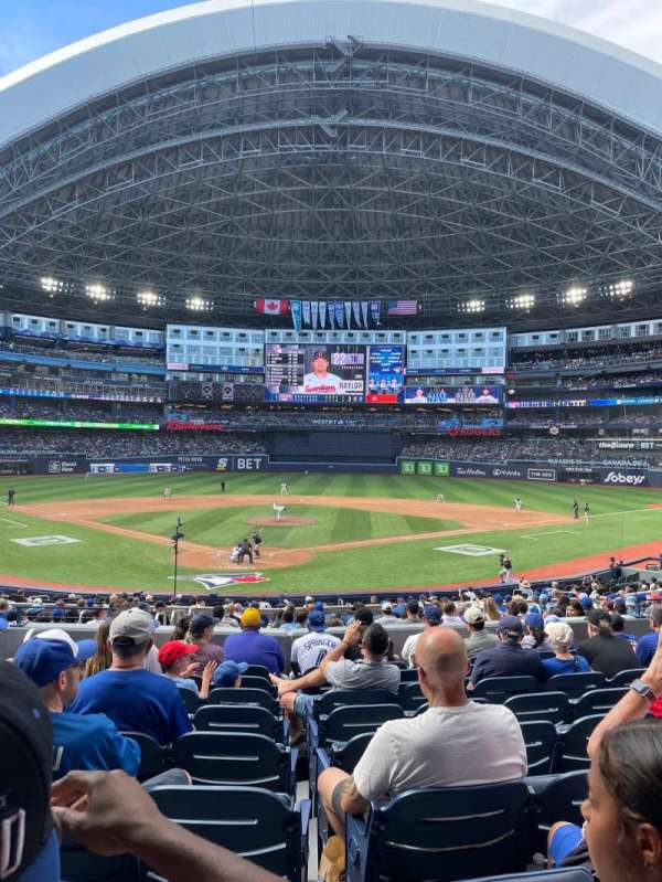 Rogers Centre, section: 123, row: 9, seat: 13