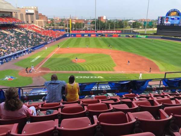 Sahlen Field, section: 212, row: F, seat: 8