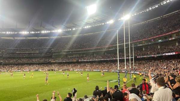 Melbourne Cricket Ground, section: M8, row: M, seat: 2