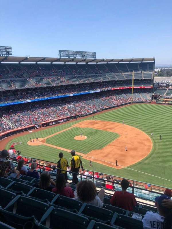 Angel Stadium, section: 530, row: G, seat: 24