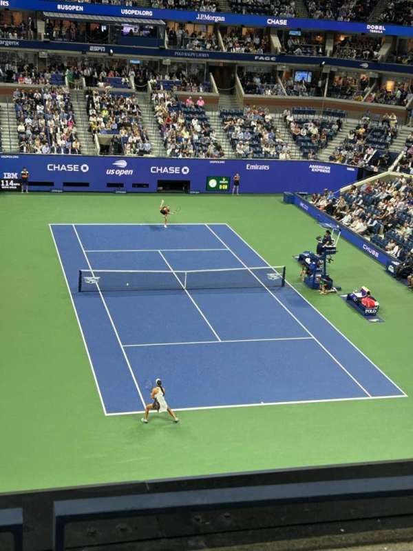 Arthur Ashe Stadium, section: 118, row: B, seat: 1