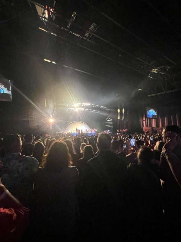 Cascades Amphitheater, section: 103, row: CC, seat: 5