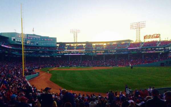 Fenway Park, section: Right Field Box 89, row: QQ, seat: 3