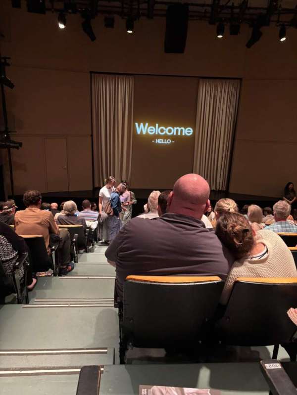 Studio Seaview, section: Orchestra Center, row: L, seat: 101