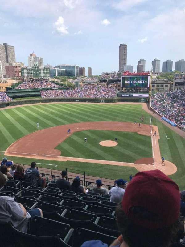 Wrigley Field, section: 313L, row: 10, seat: 8