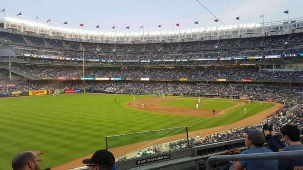Yankee Stadium, section: 231, row: 3, seat: 2