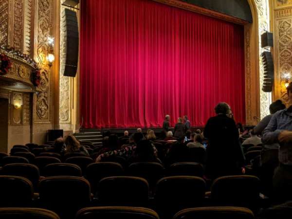 Paramount Theatre, Seattle, section: Main Floor 4, row: R, seat: 5