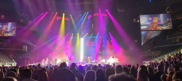 Capital One Arena, section: Floor 6, row: H, seat: 9