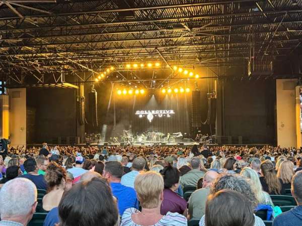 Dos Equis Pavilion, section: 202, row: FF, seat: 26