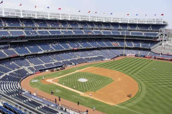 Yankee Stadium, section: 412, row: 5, seat: 10