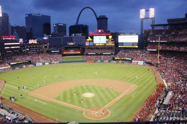 Busch Stadium, section: 351, row: 3, seat: 11