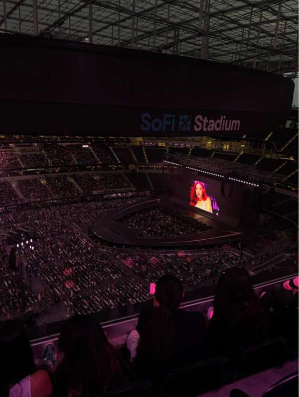 SoFi Stadium, section: 439, row: 3, seat: 15