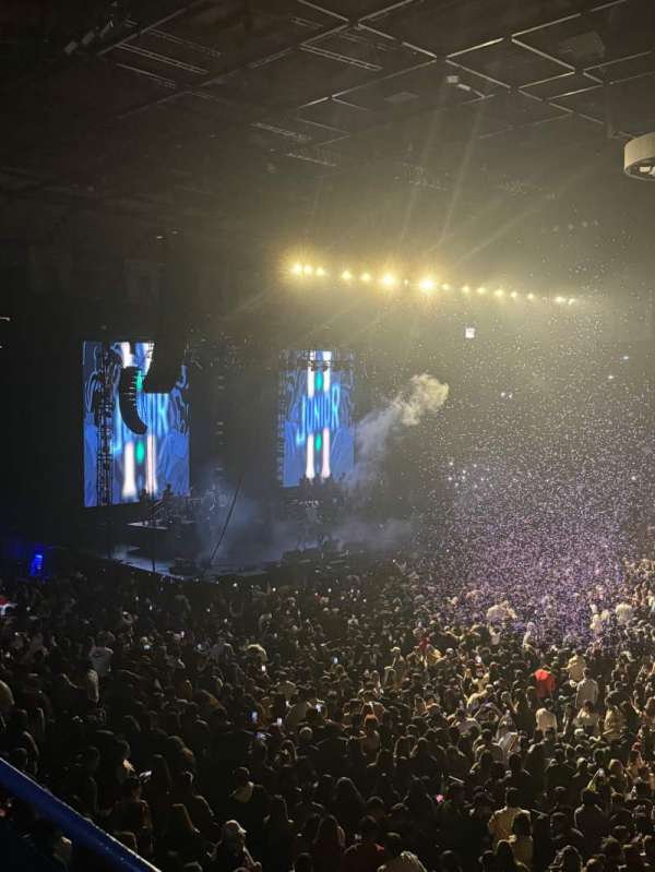 Allstate Arena, section: 202, row: C, seat: 4