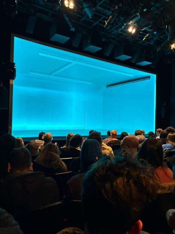 Lucille Lortel Theatre, section: Orchestra L, row: H, seat: 9