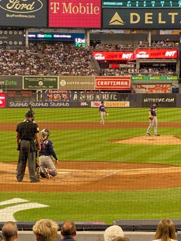 Yankee Stadium, section: 26, row: 14, seat: 4