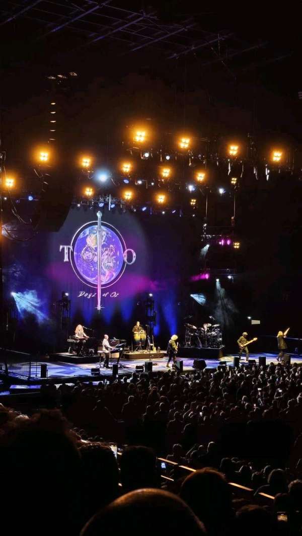 LDLC Arena, section: 203, row: G, seat: 86