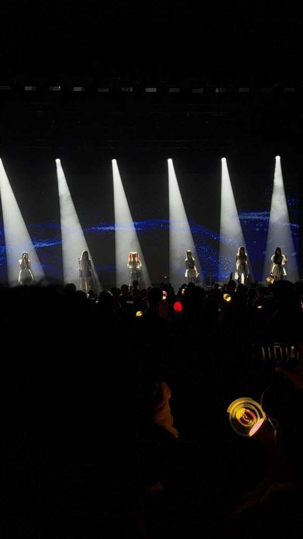 Rosemont Theatre, section: 109, row: M, seat: 11