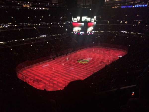 United Center, section: 322, row: 6, seat: 11