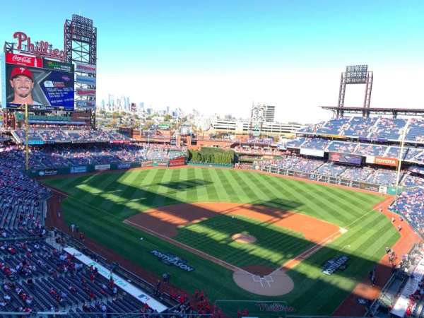 Citizens Bank Park, section: 322, row: 4, seat: 1
