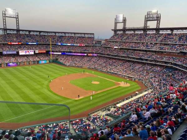 Citizens Bank Park, section: 429, row: 3, seat: 1