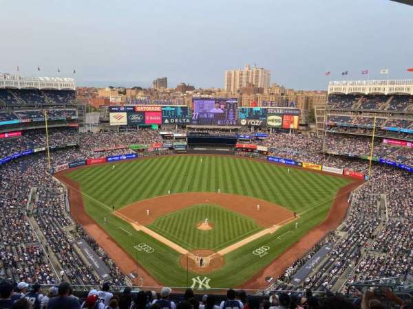 Yankee Stadium, section: 420b, row: 11, seat: 1
