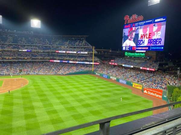 Citizens Bank Park, section: 302, row: 1, seat: 19