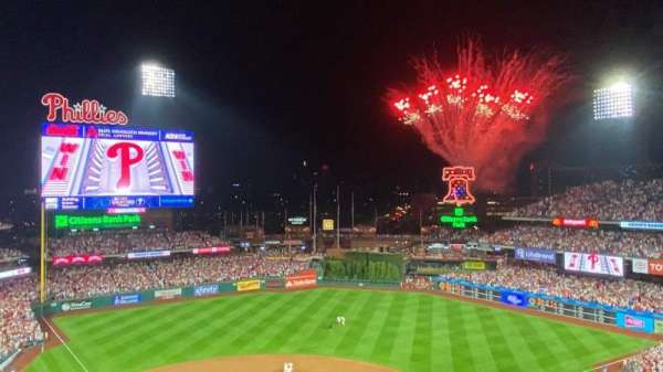 Citizens Bank Park, section: 419, row: 1, seat: 1