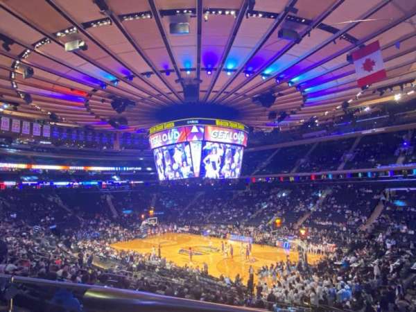 Madison Square Garden, section: 120, row: 22, seat: 4