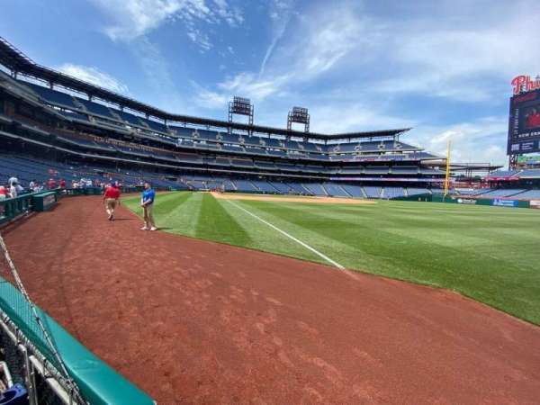 Citizens Bank Park, section: 109, row: 2, seat: 14