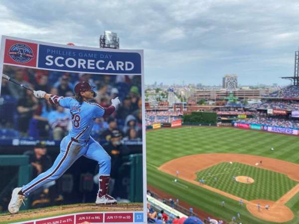 Citizens Bank Park, section: 422, row: 3, seat: 21