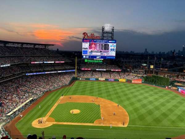 Citizens Bank Park, section: 415, row: 10, seat: 15