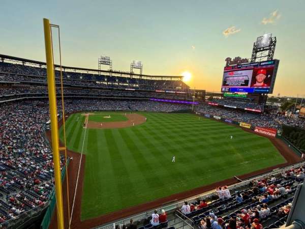 Citizens Bank Park, section: 305, row: 1, seat: 1