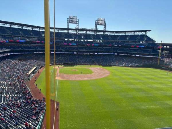 Citizens Bank Park, section: 305, row: 1, seat: 7