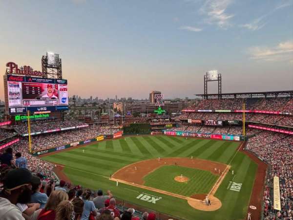 Citizens Bank Park, section: 423, row: 7, seat: 4