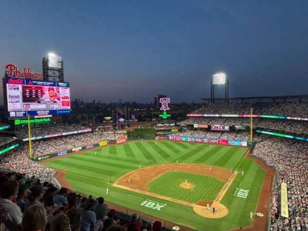 Citizens Bank Park, section: 423, row: 7, seat: 4