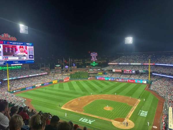 Citizens Bank Park, section: 423, row: 7, seat: 4