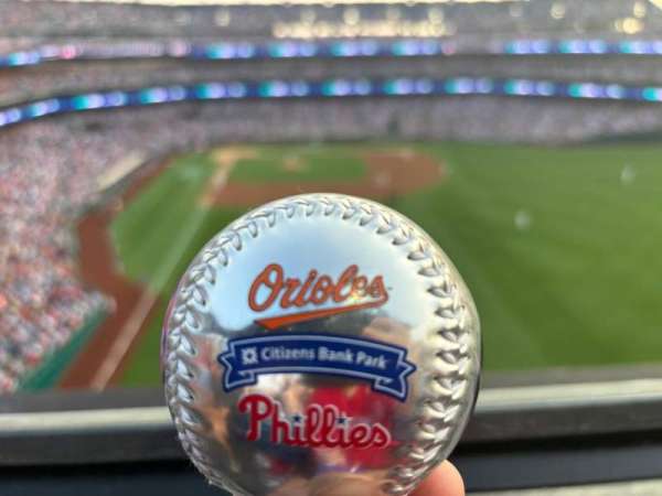 Citizens Bank Park, section: 304, row: 1, seat: 5