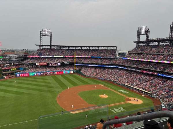 Citizens Bank Park, section: 429, row: 3, seat: 1