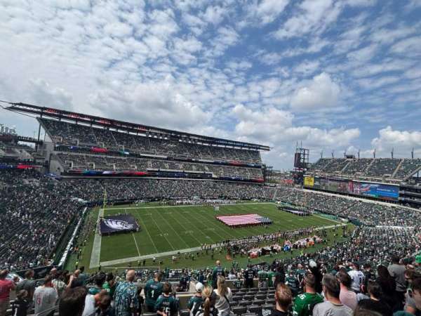 Lincoln Financial Field, section: C17, row: 18, seat: 1