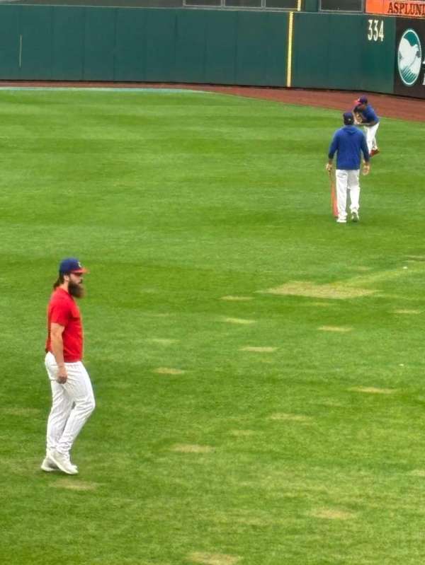 Citizens Bank Park, section: 102, row: 1, seat: 1