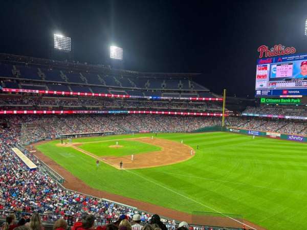Citizens Bank Park, section: 209, row: 8, seat: 1