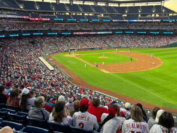 Citizens Bank Park, section: 209, row: 8, seat: 1