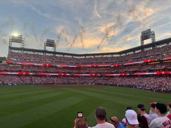 Citizens Bank Park, section: 145, row: 5, seat: 18
