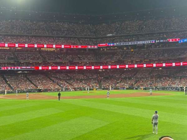 Citizens Bank Park, section: 145, row: 5, seat: 18
